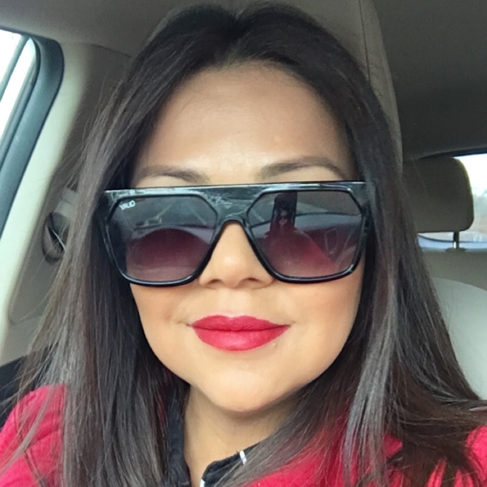 Meet your Posher, Lisette